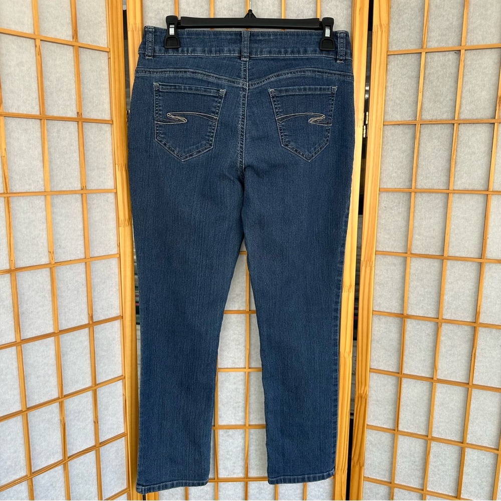 Riders By Lee, Curby Fit Skinny, size 8.
SKU 116. - Picture 2 of 12